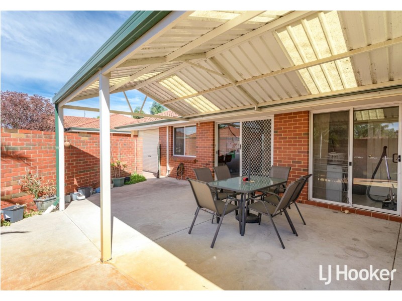 14/22 Swingler Way, Gosnells WA 6110