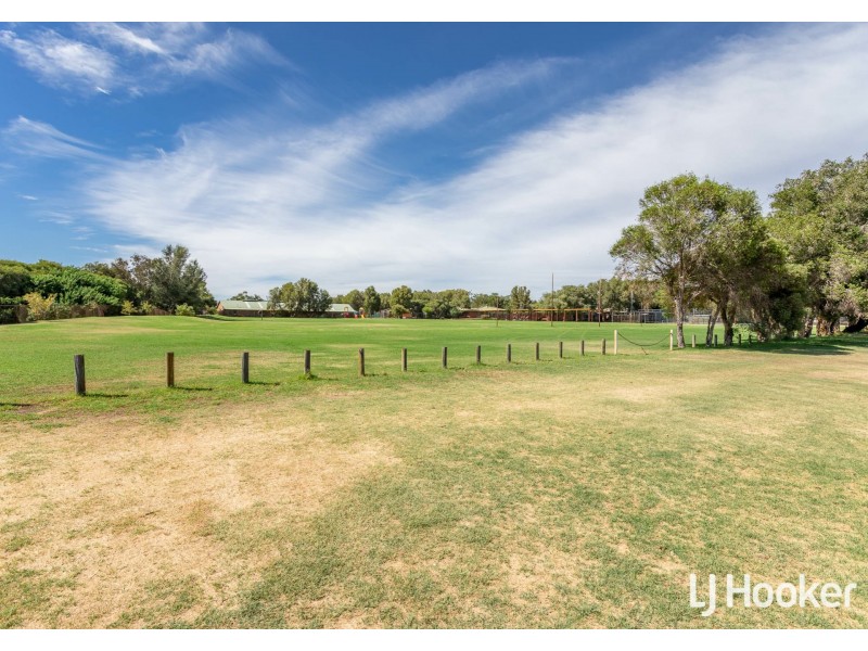 14/22 Swingler Way, Gosnells WA 6110