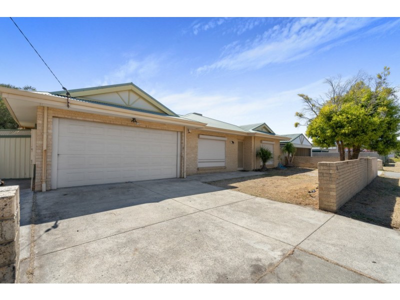 44 Dellar Road, Maddington WA 6109