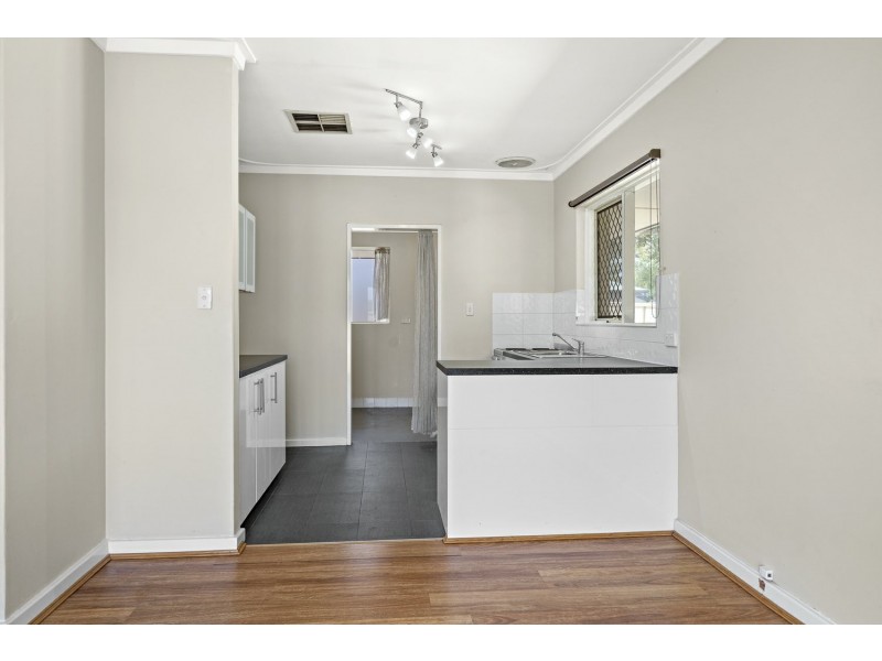 102A Walter Street, Gosnells WA 6110