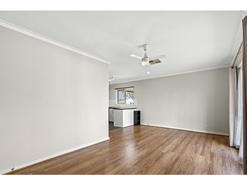 102A Walter Street, Gosnells WA 6110