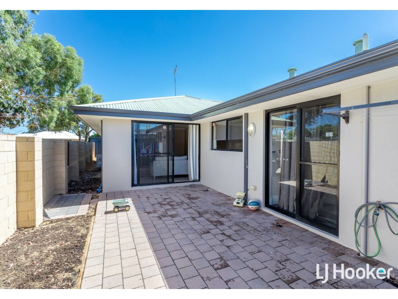 102B Walter Street, Gosnells WA 6110