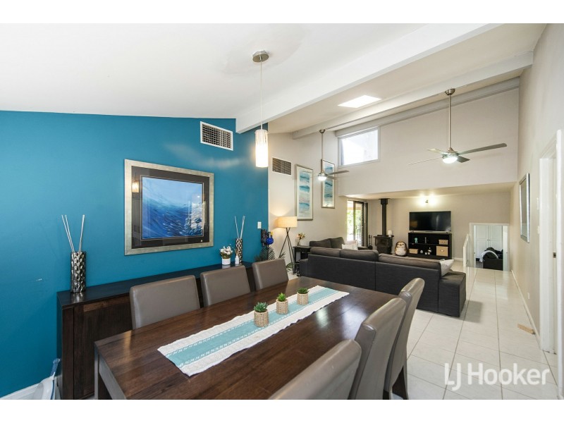 70 Regency Drive, Thornlie WA 6108