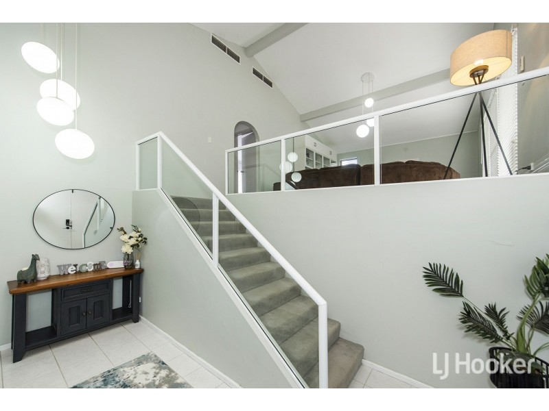 70 Regency Drive, Thornlie WA 6108