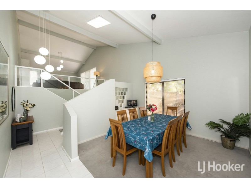 70 Regency Drive, Thornlie WA 6108