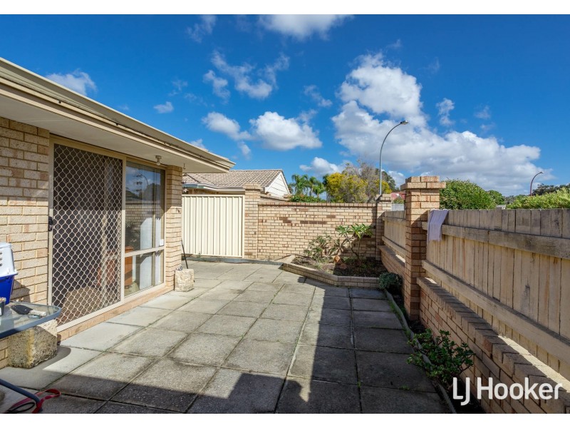 8/6 Auric Place, Maddington WA 6109