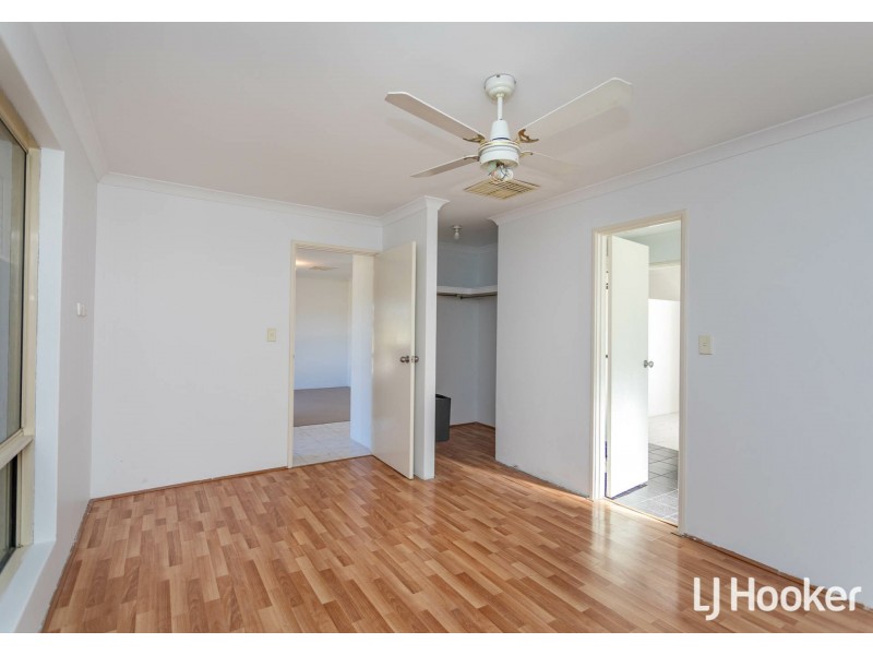 7 Hotchkiss Close, Thornlie WA 6108
