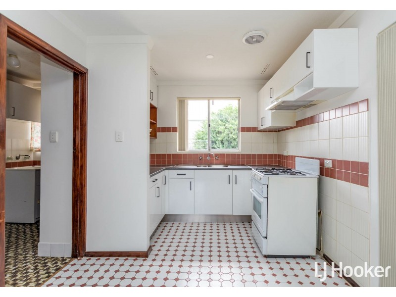 1 Cowan Street, Maddington WA 6109