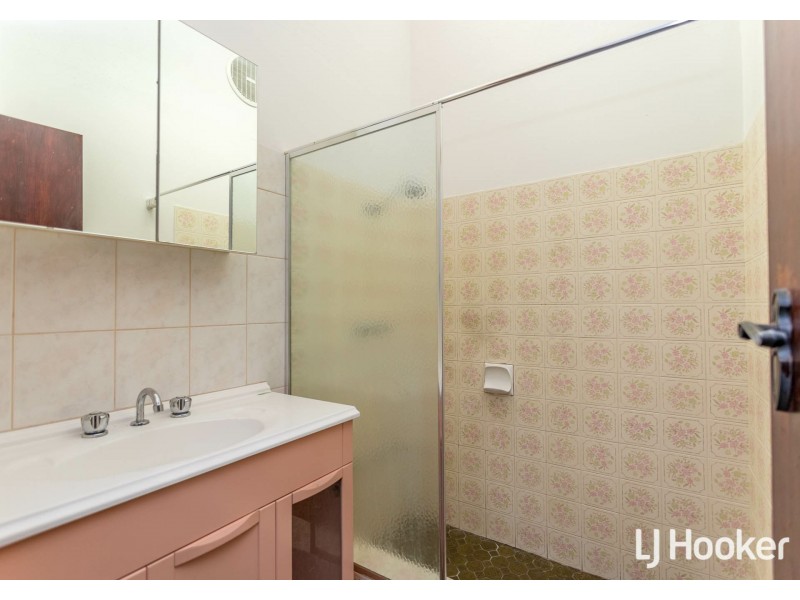 1 Cowan Street, Maddington WA 6109