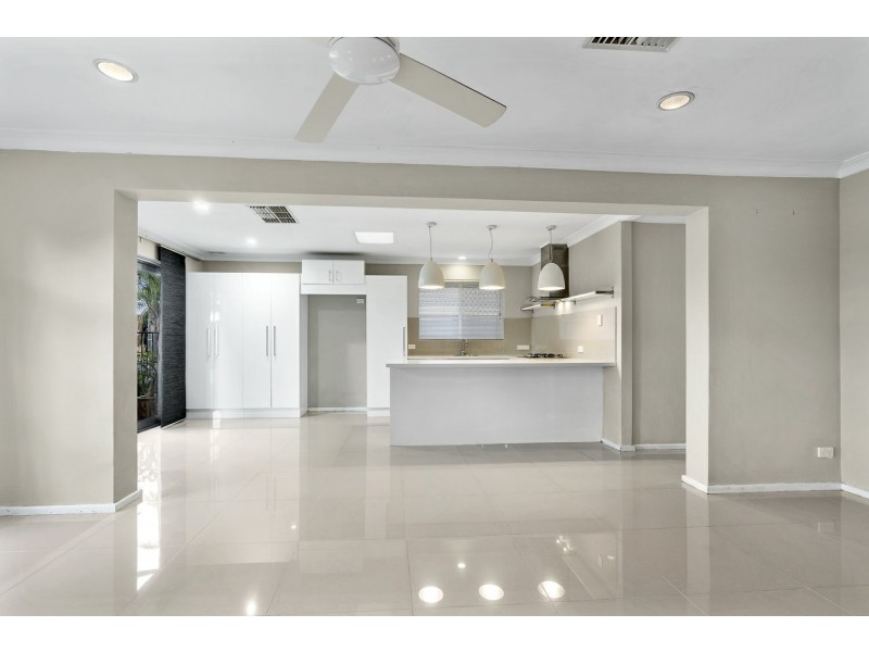 18 Lyminge Street, Gosnells WA 6110