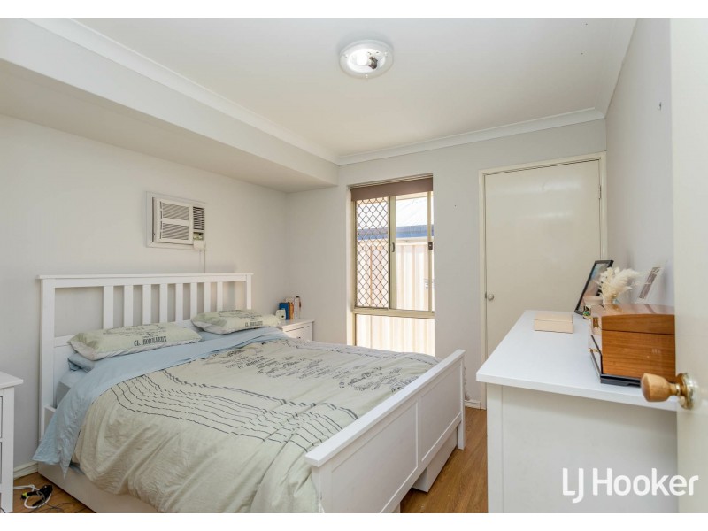 12 Blakemore Retreat, Huntingdale WA 6110