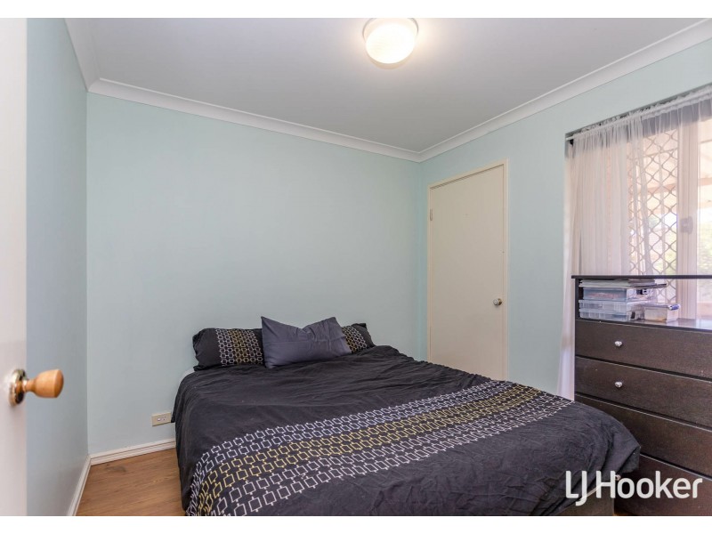 12 Blakemore Retreat, Huntingdale WA 6110