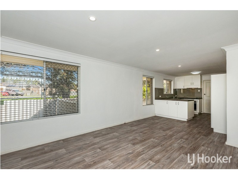14A Banksia Circle, Thornlie WA 6108