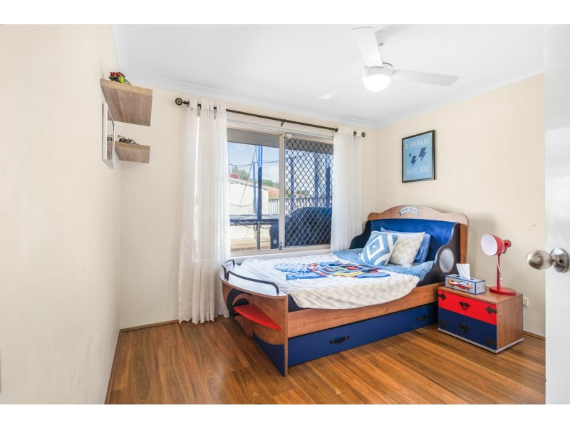 38 Sugarwood Drive, Thornlie WA 6108