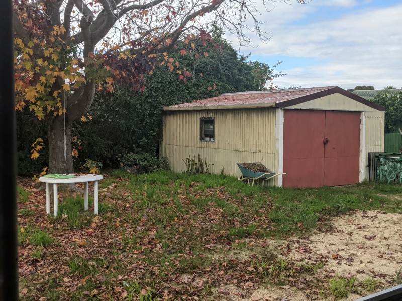 15 Lindy Way, Camillo WA 6111