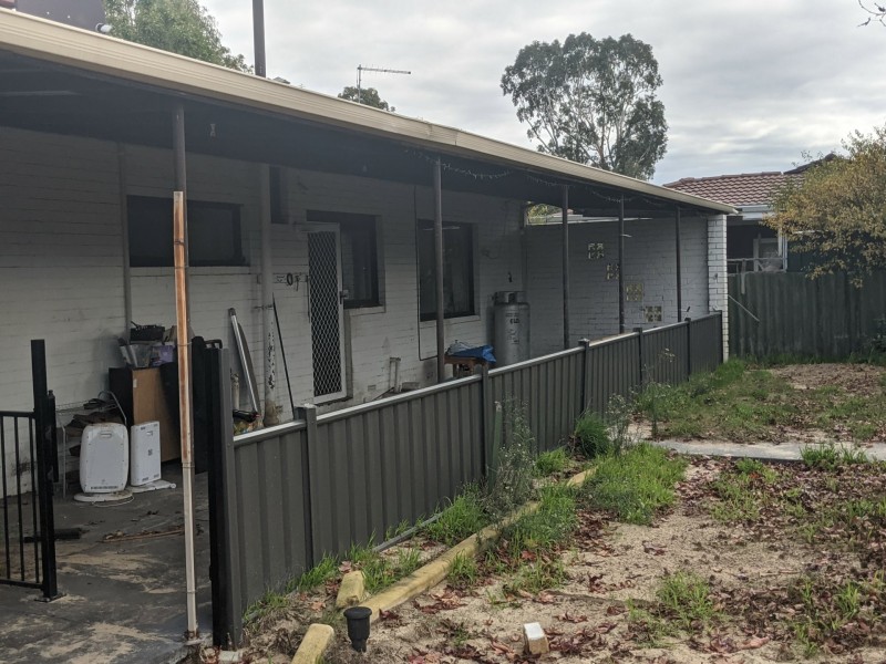 15 Lindy Way, Camillo WA 6111