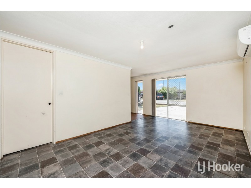 9A Conifer Street, Maddington WA 6109