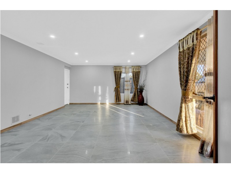 1 Sandridge Street, Gosnells WA 6110