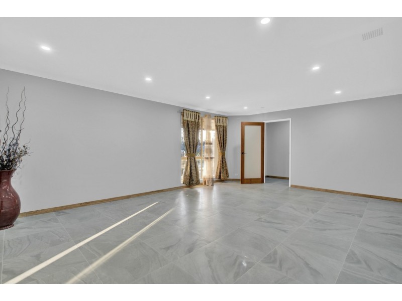 1 Sandridge Street, Gosnells WA 6110