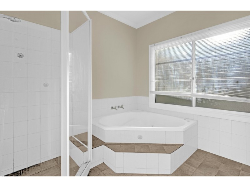 82 Crandon Street, Gosnells WA 6110