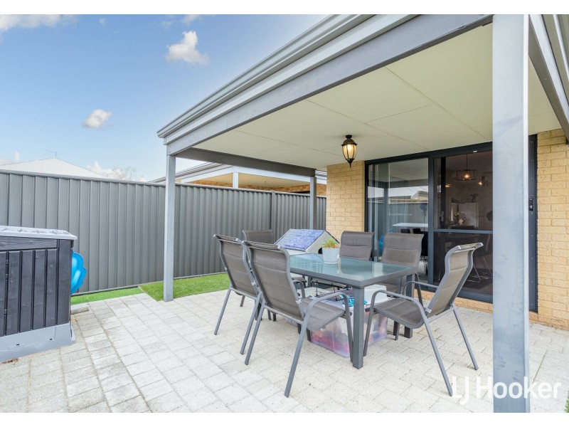 5 Evandale Way, Harrisdale WA 6112