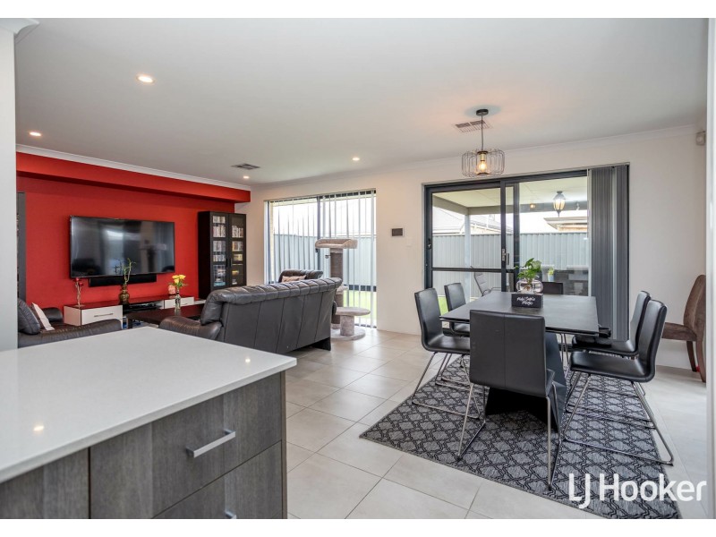 5 Evandale Way, Harrisdale WA 6112