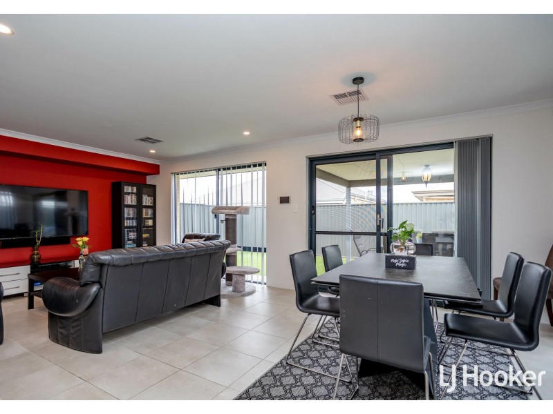 5 Evandale Way, Harrisdale WA 6112