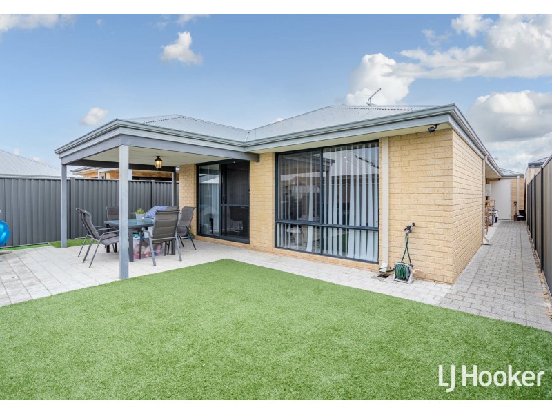 5 Evandale Way, Harrisdale WA 6112