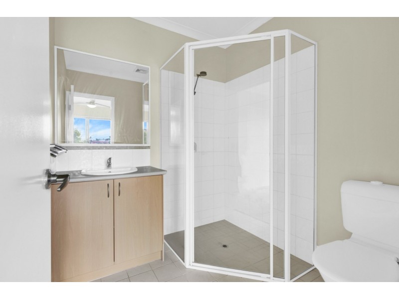 10/17 Southdown Place, Thornlie WA 6108