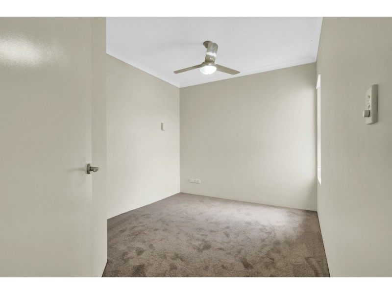 10/17 Southdown Place, Thornlie WA 6108