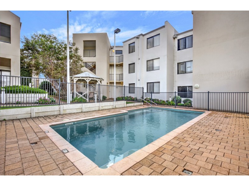 10/17 Southdown Place, Thornlie WA 6108