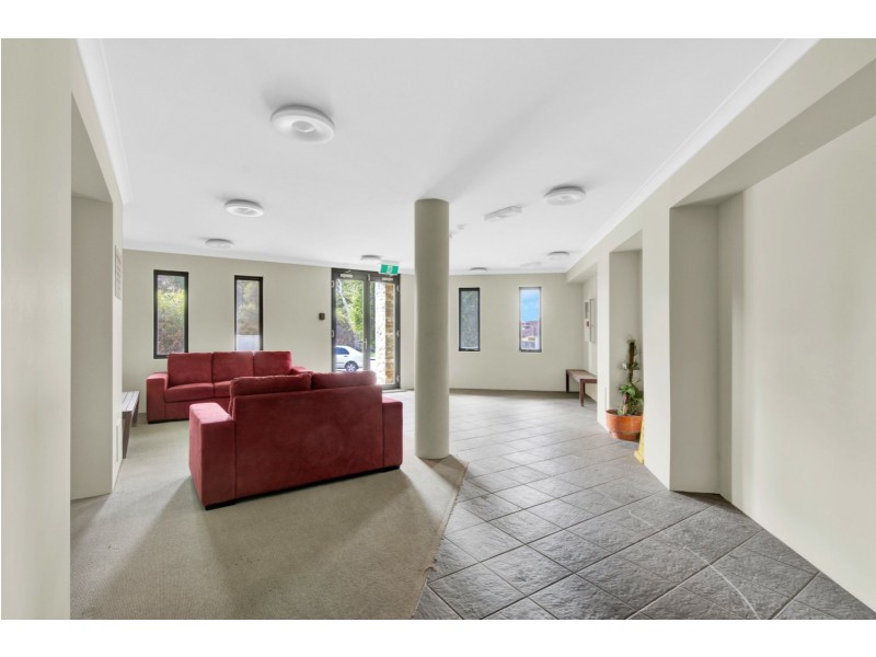 10/17 Southdown Place, Thornlie WA 6108