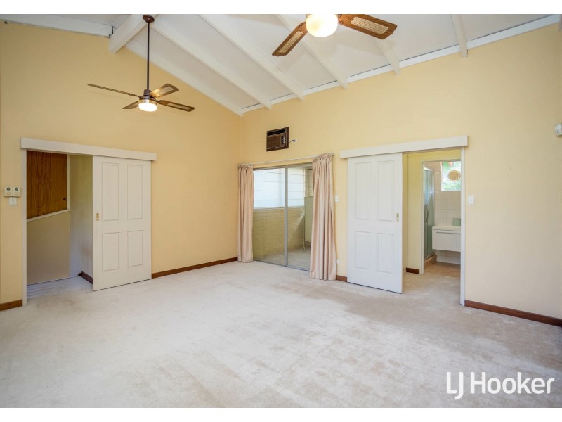 55 Regency Drive, Thornlie WA 6108