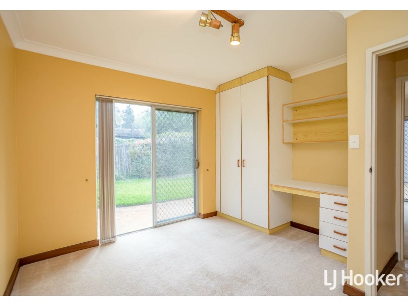 55 Regency Drive, Thornlie WA 6108