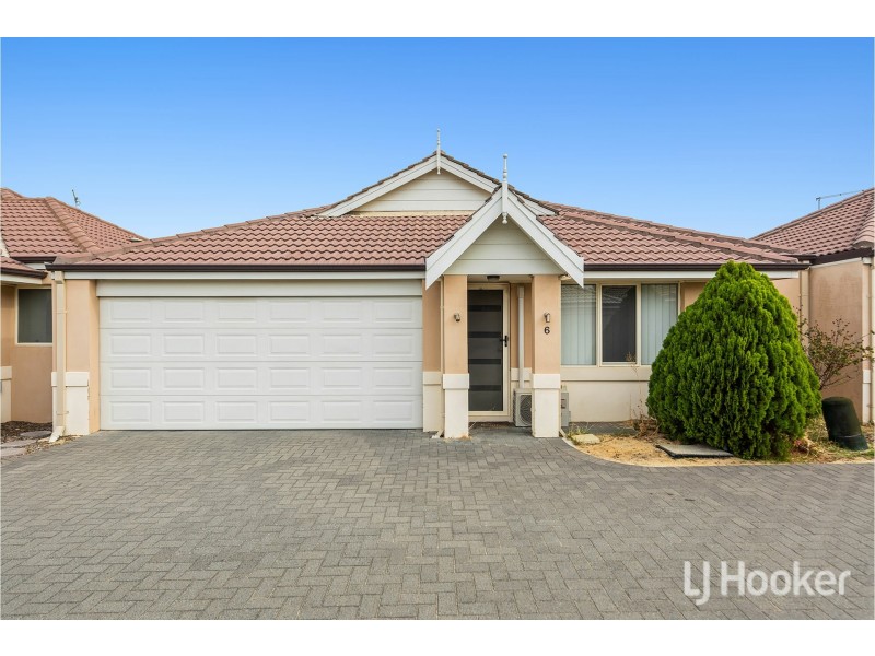 6/15 Third Avenue, Kelmscott WA 6111