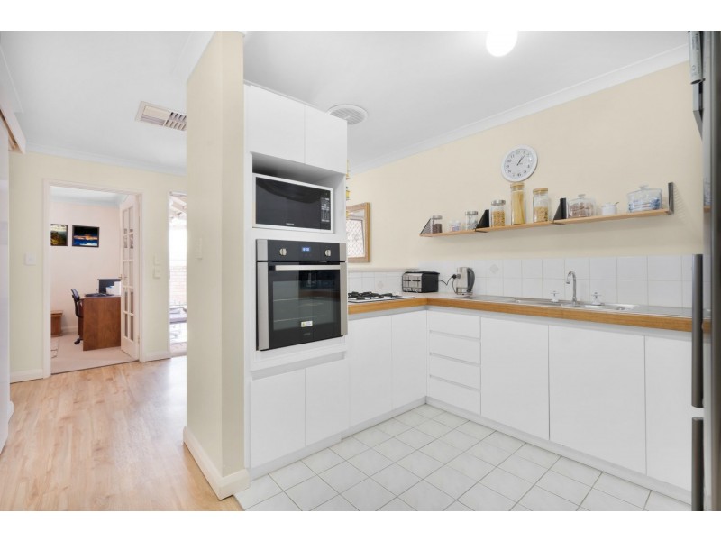 6/2 Hartley Street, Gosnells WA 6110