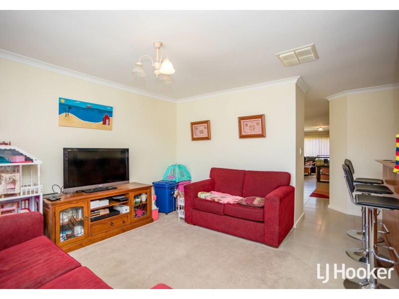 5 Bindoon Loop, Huntingdale WA 6110