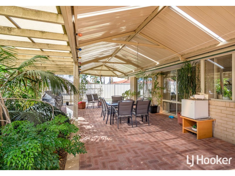 5 Bindoon Loop, Huntingdale WA 6110