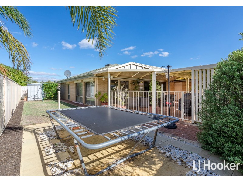 5 Bindoon Loop, Huntingdale WA 6110