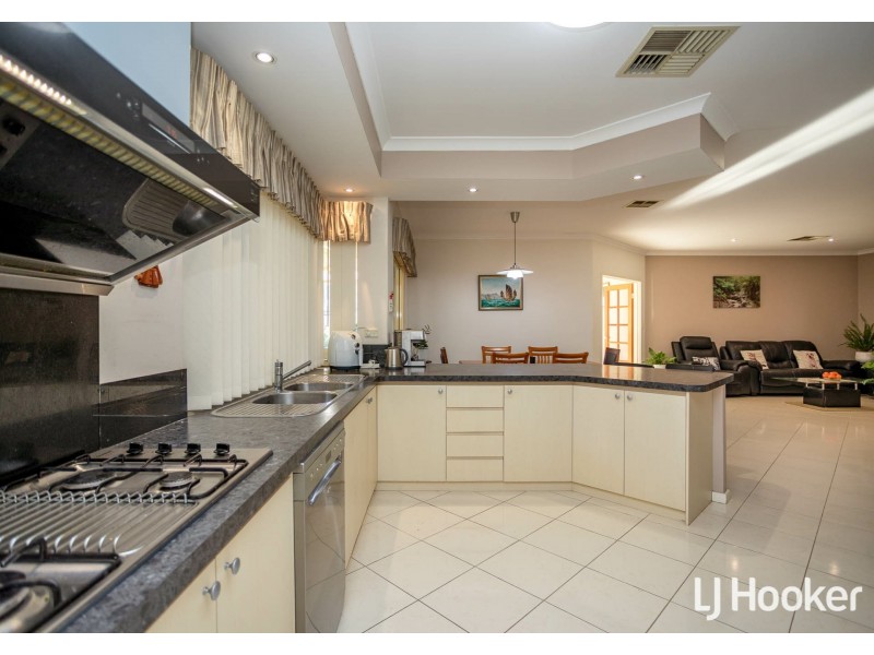 131 Shreeve Road, Canning Vale WA 6155