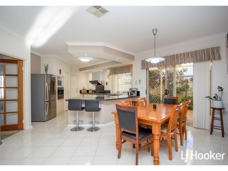 131 Shreeve Road, Canning Vale WA 6155