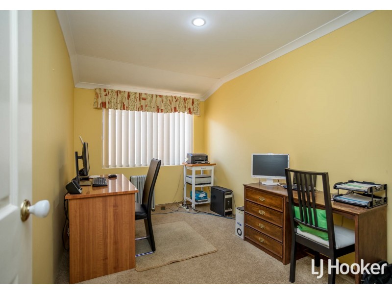 131 Shreeve Road, Canning Vale WA 6155