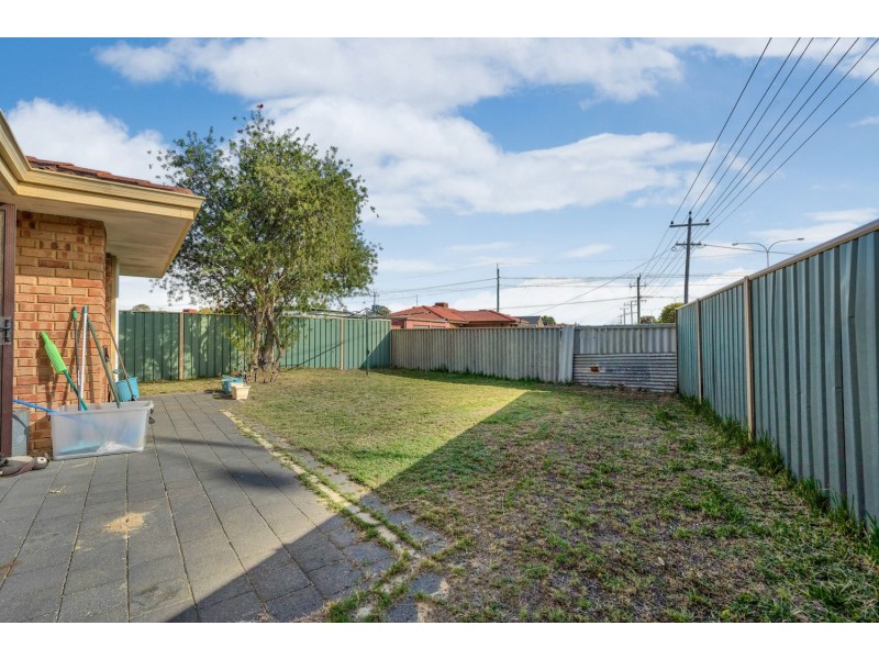 52B Astinal Drive, Gosnells WA 6110
