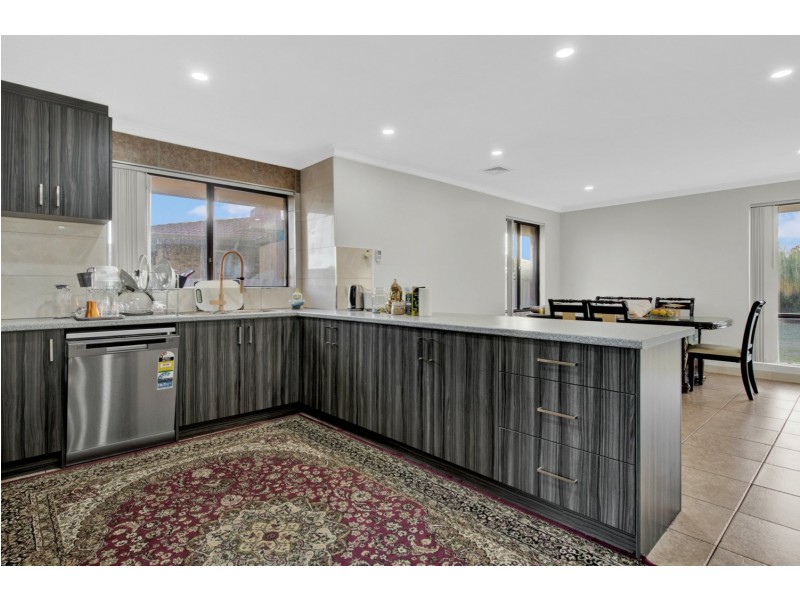 52A Astinal Drive, Gosnells WA 6110