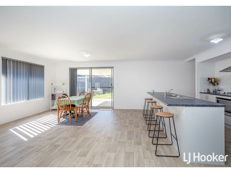 53 Larimar Parade, Byford WA 6122