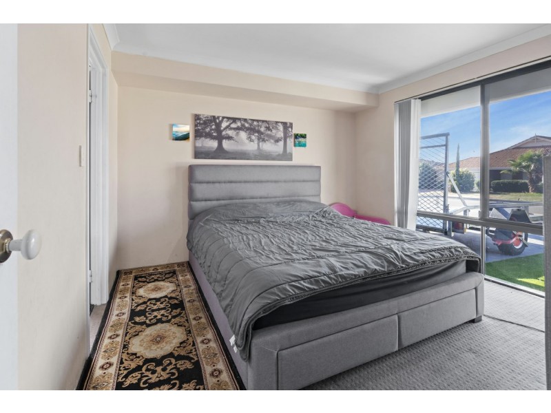 12 Edsell Entrance, Brookdale WA 6112