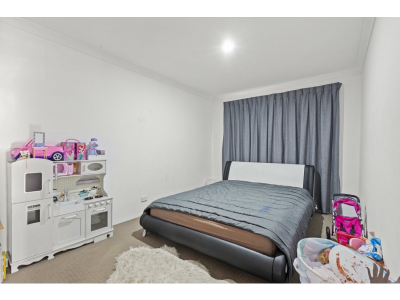 12 Edsell Entrance, Brookdale WA 6112