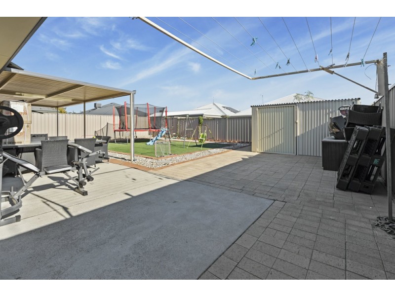 12 Edsell Entrance, Brookdale WA 6112