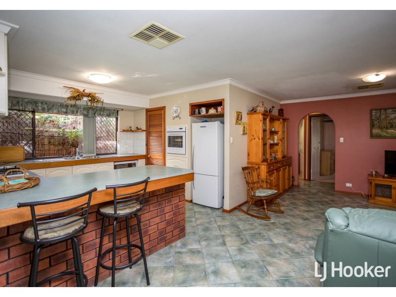 26 Grundy Way, Thornlie WA 6108