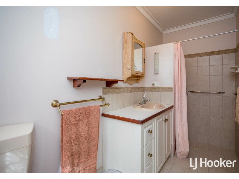 26 Grundy Way, Thornlie WA 6108